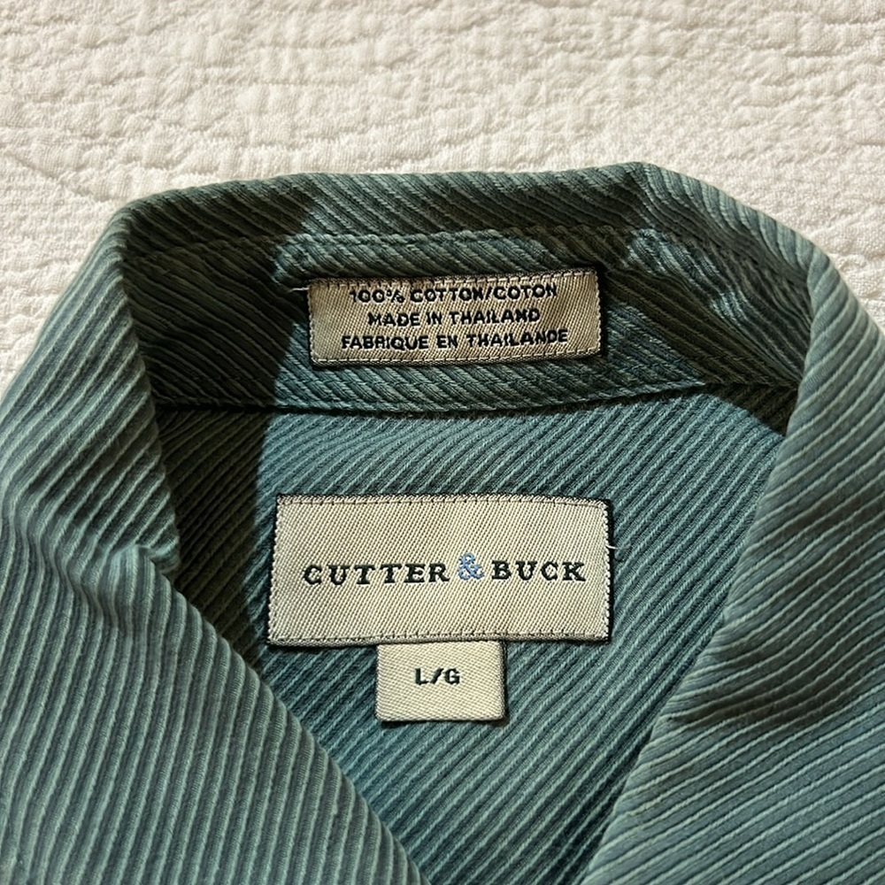 Cutter & Buck Button Down. Large - Picture 10 of 10